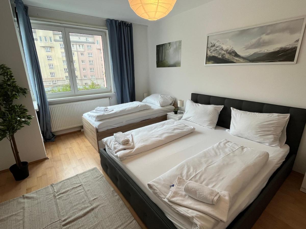Cool Schonbrunn Apt 2Br Apartment Vienna Exterior photo