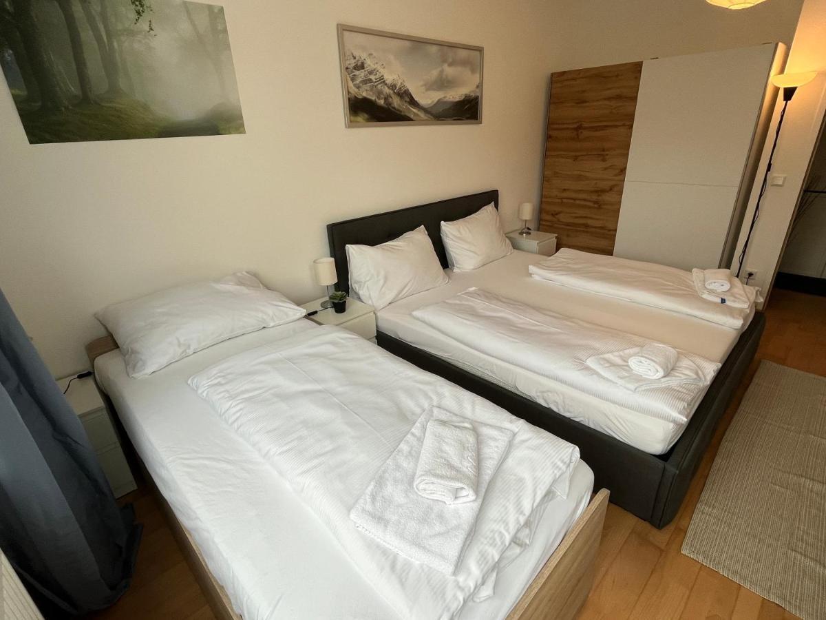 Cool Schonbrunn Apt 2Br Apartment Vienna Exterior photo